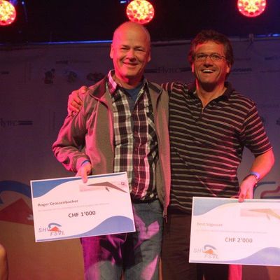 Preisgeld Vergabe: Roger Grossenbacher (Gewinner Rigid), Beat Sägesser (Gewinner Flex)